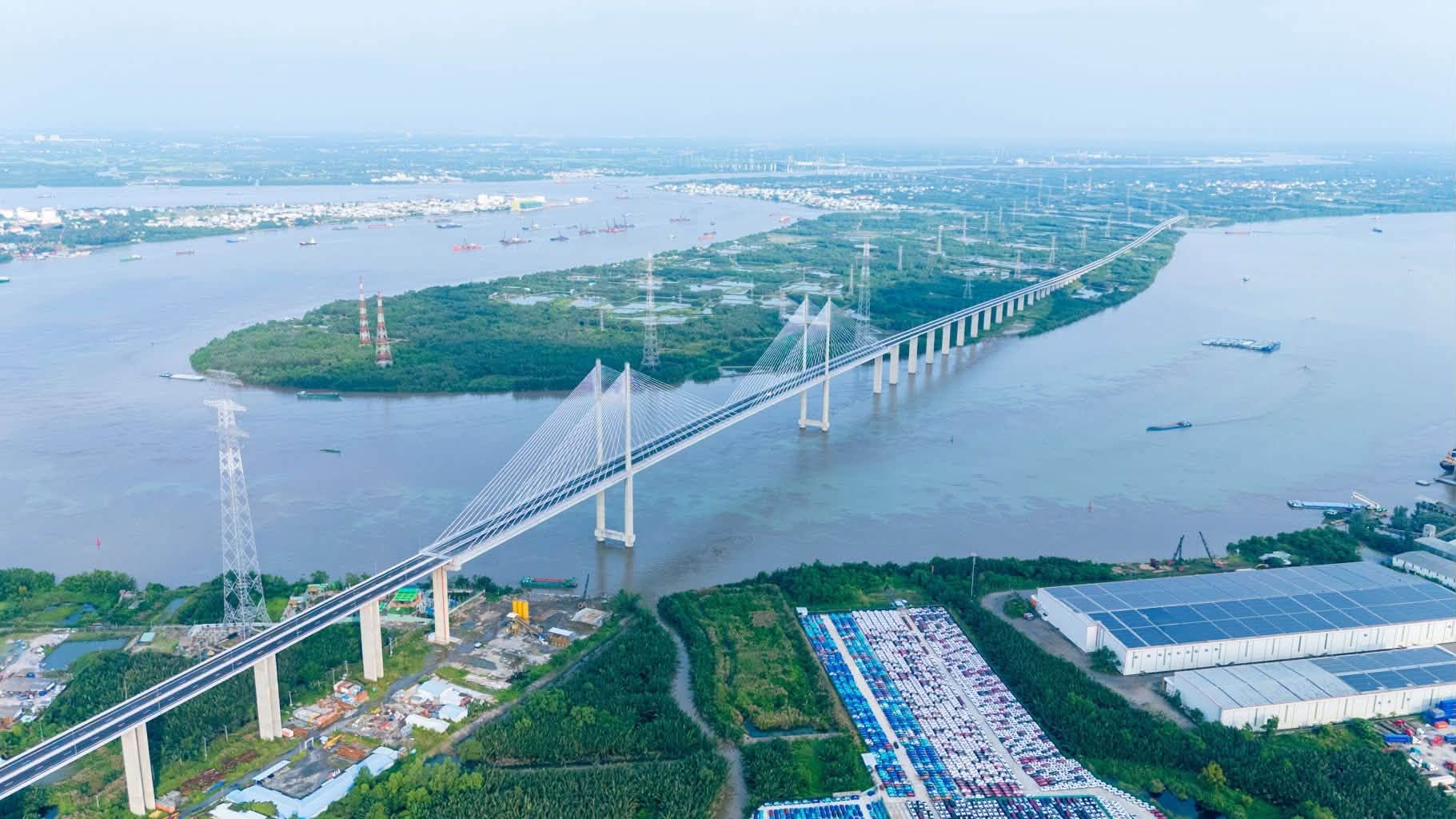 Cau-Phuoc-Khanh-Hoan-Thien